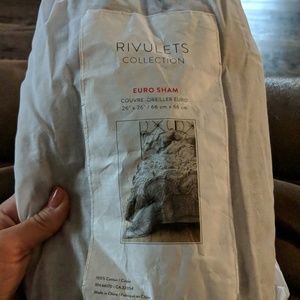 Grey Rivulets Euro Sham